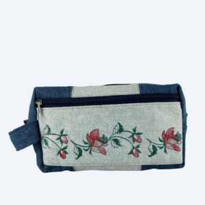 toilettas met borduursel